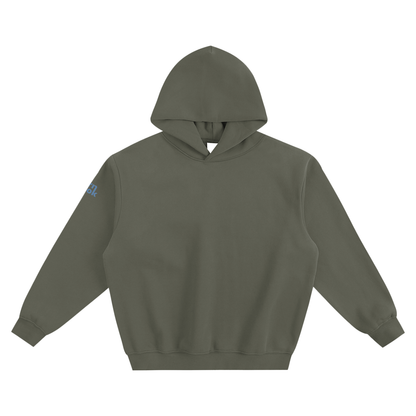 Hoodie with "Earn the look" print on the sleeves