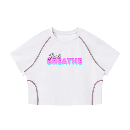 Dámske tričko s kontrastným stehom a raglánovým vzorom s potlačou Just Breathe